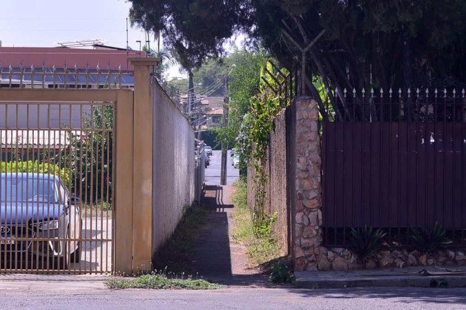 Com a lei aprovada e sancionada, os becos dos lagos Norte e Sul podem ser fechados para a agem de pedestres - (crédito: Ed Alves/CB/DA.Press) Com a lei aprovada e sancionada, os becos dos lagos Norte e Sul podem ser fechados para a agem de pedestres - (crédito: Ed Alves/CB/DA.Press)