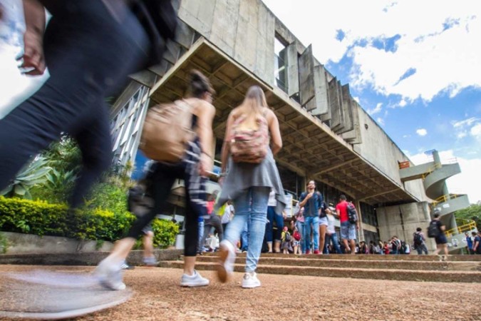 O Passe Livre é disponibilizado aos alunos que 