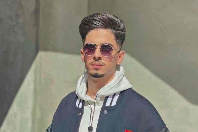 Ihab Solimar, 18 anos, morador de Derna (Líbia) - (crédito: Arquivo pessoal ) Ihab Solimar, 18 anos, morador de Derna (Líbia) - (crédito: Arquivo pessoal )