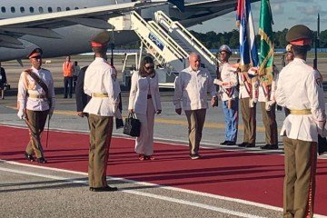 Lula desembarca em Cuba com missão de reaver empréstimo do BNDES para porto de Mariel