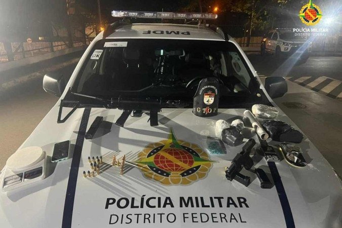Itens apreendidos pela polícia com os suspeitos - (crédito: PMDF) Itens apreendidos pela polícia com os suspeitos - (crédito: PMDF)