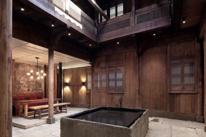 Arquitetos apostam nos pátios internos das casas antigas para refrigerar construções modernas sem o uso de energia - (crédito: Wuyuan Skywells Hotel) Arquitetos apostam nos pátios internos das casas antigas para refrigerar construções modernas sem o uso de energia - (crédito: Wuyuan Skywells Hotel)