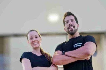 Professor Igor Martinello com a sua aluna Luiza Rosa: antidepressivo natural Professor Igor Martinello com a sua aluna Luiza Rosa