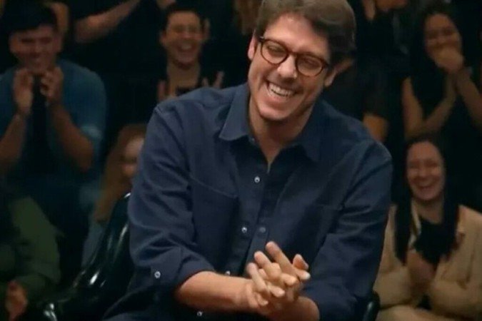 Fábio Porchat relembra experiência em boate de strip-tease: "dinheiro pro alto" - (crédito: GNT/Reprodução) Fábio Porchat relembra experiência em boate de strip-tease: "dinheiro pro alto" - (crédito: GNT/Reprodução)