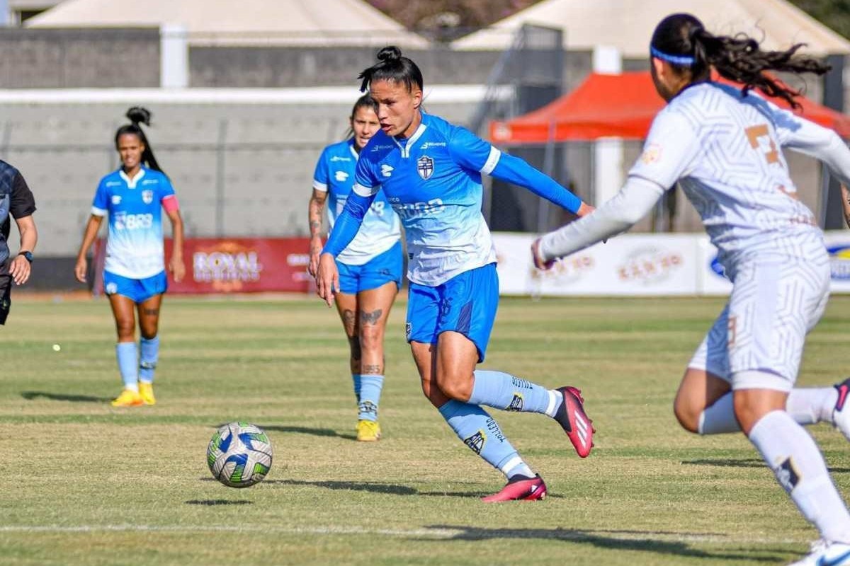 Brasileiro Feminino: Corinthians bate Cresspom em jogo 100 de