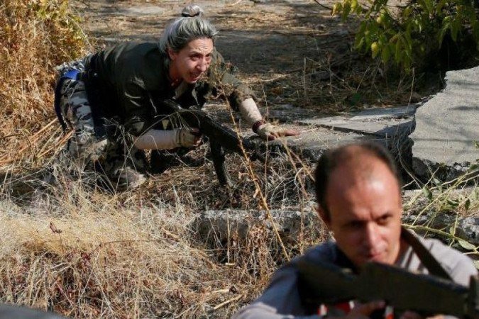 Dezenas de civis de origem armênia participaram do conflito Nagorno-Karabakh - (crédito: Reuters) Dezenas de civis de origem armênia participaram do conflito Nagorno-Karabakh - (crédito: Reuters)