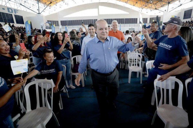 GDF forma mais 2,1 mil alunos no RenovaDF. O evento de formatura ocorreu na manhã desta quarta-feira (20/9), no Ginásio de Esportes do Cruzeiro