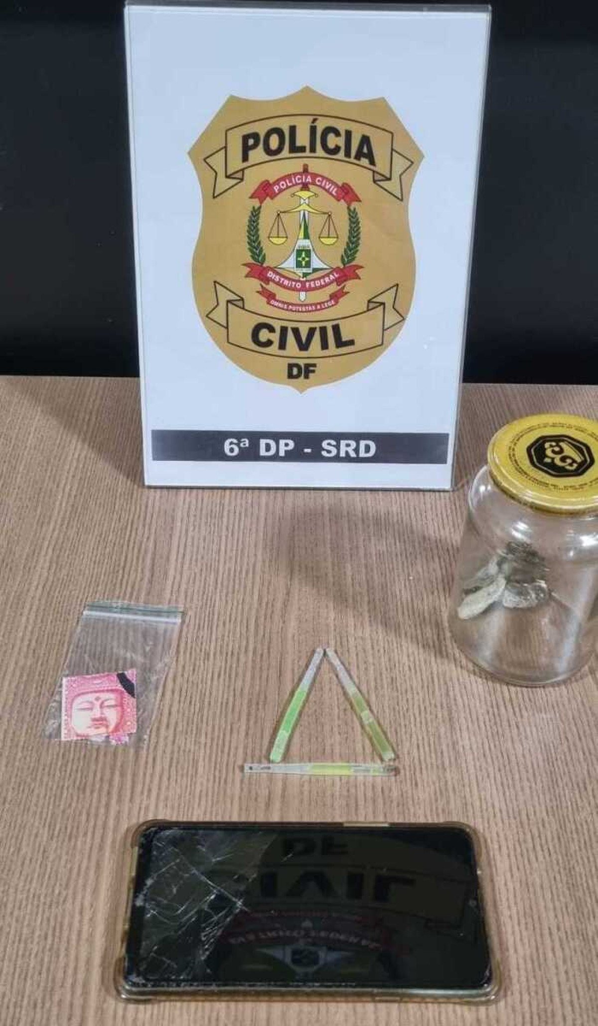 Suspeito de 29 anos engole drogas durante operação policial no Paranoá 