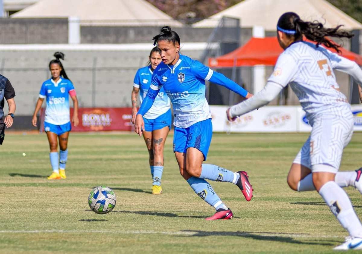 FFDF agenda partidas de ida das semifinais do Candangão Feminino