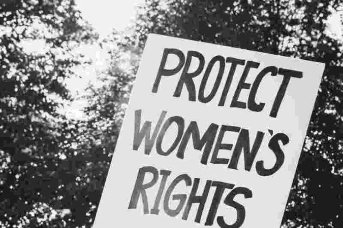 Apesar de a maioria da sociedade apoiar o o ao aborto, políticos conservadores e apoiadores evangélicos avançam em seu esforço para bloquear o procedimento em várias regiões dos Estados Unidos - (crédito: Reprodução/Unsplash) Apesar de a maioria da sociedade apoiar o o ao aborto, políticos conservadores e apoiadores evangélicos avançam em seu esforço para bloquear o procedimento em várias regiões dos Estados Unidos - (crédito: Reprodução/Unsplash)