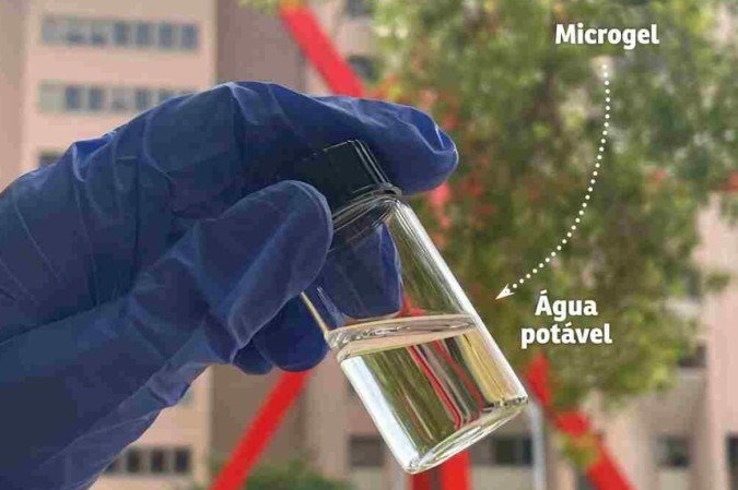 sorbent+water - (crédito: The University of Texas at Austin) sorbent+water - (crédito: The University of Texas at Austin)