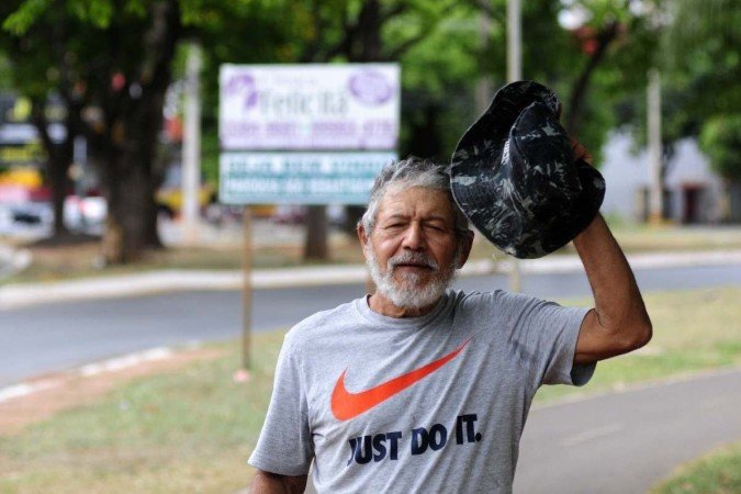  Gama registra umidade mais baixa na região, com 14%. Termômetros chegaram a marcar 36ºC. Na foto, Francisco de Assis.
