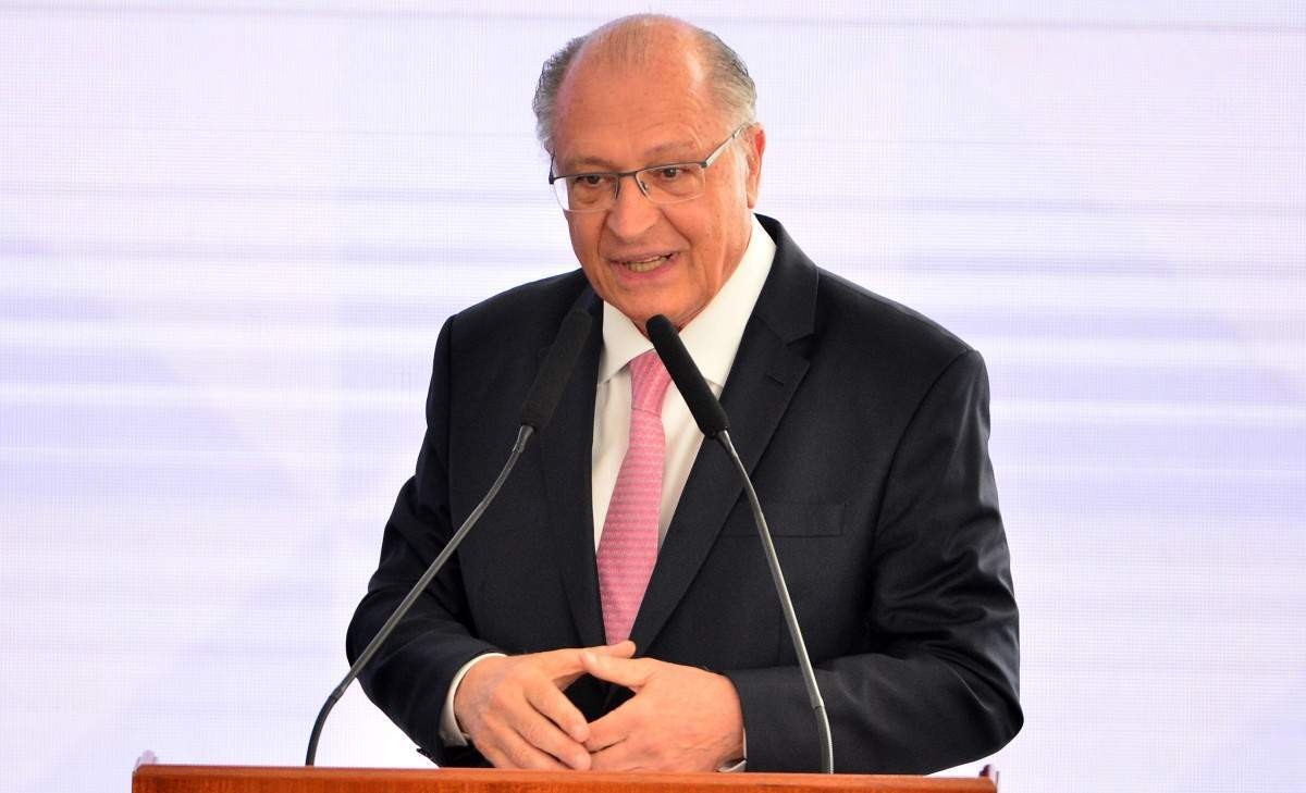 Alckmin assina acordo para promoção de produtos brasileiros em varejista saudita