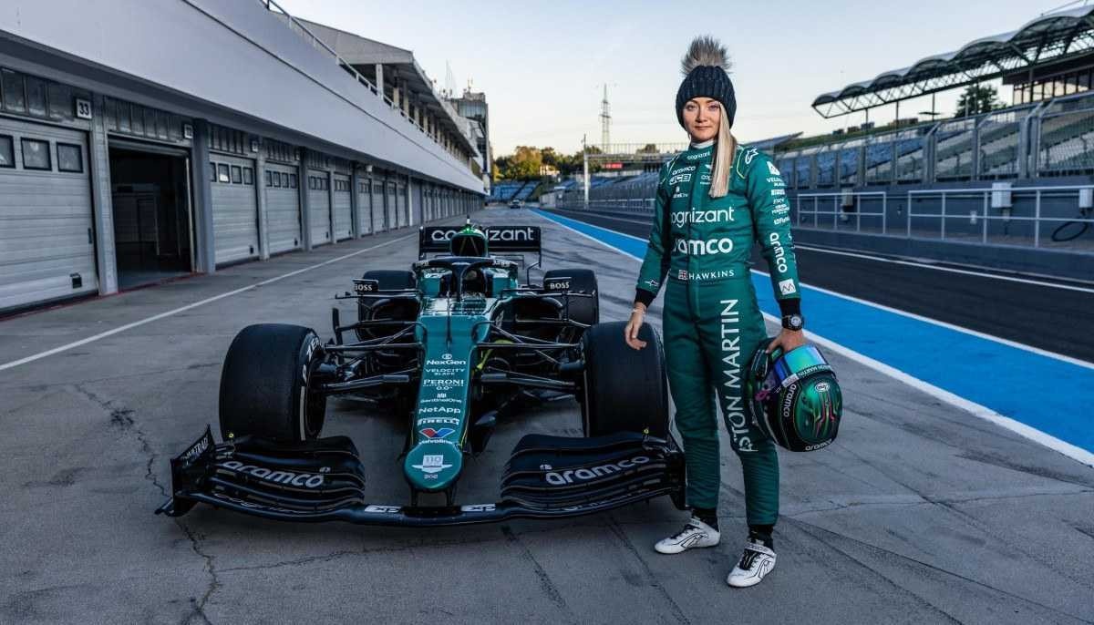 F1 volta a ter uma mulher pilotando em testes pela primeira vez desde 2018