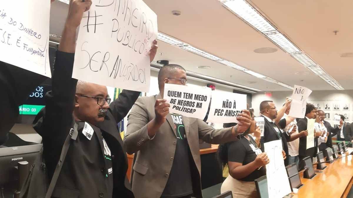 Movimento negro pede a Zanin que seja feita justiça contra PEC da Anistia