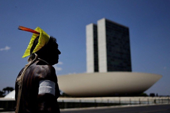 Logo após votação no STF, parlamentares se mobilizaram contra o marco temporal - (crédito: REUTERS/Ueslei Marcelino) Logo após votação no STF, parlamentares se mobilizaram contra o marco temporal - (crédito: REUTERS/Ueslei Marcelino)
