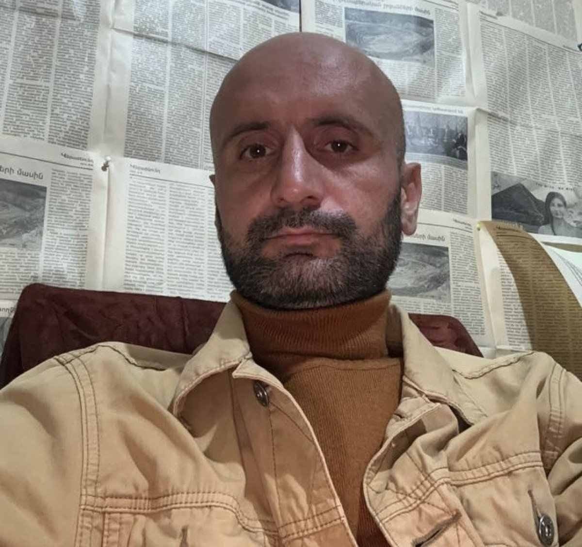 Marut Vanyan: "Eu apenas cheguei muito cansado em Yerevan e acabei de encontrar um albergue barato aqui. Não sei o que farei amanhã"