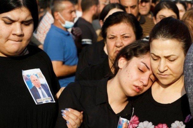 Sobreviventes descreveram à BBC cenas de horror e pânico quando o fogo começou -  (crédito: Reuters)