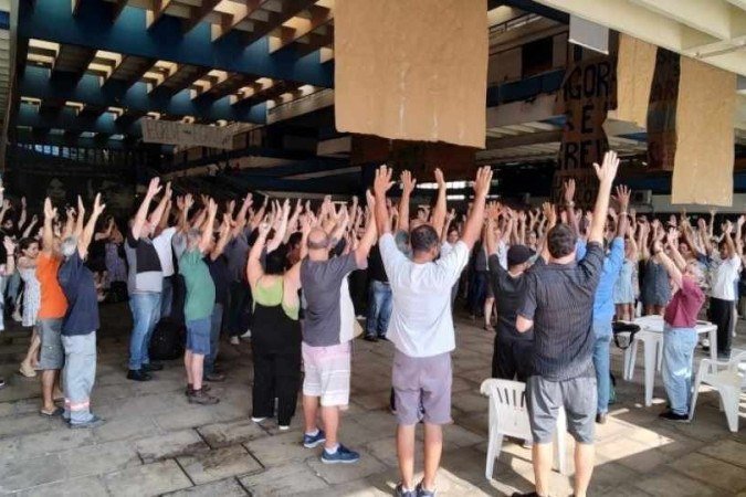 A Greve na USP ganhou apoio dos professores da Universidade
- (crédito: Reprodução/Sintusp/Divulgação) A Greve na USP ganhou apoio dos professores da Universidade
- (crédito: Reprodução/Sintusp/Divulgação)