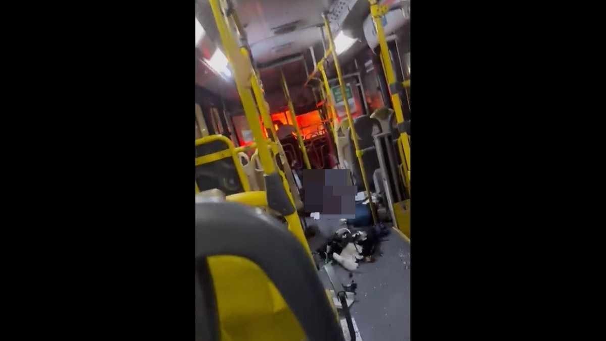 Em noite de terror no Rio, grupo atira granada em ônibus e passageiros