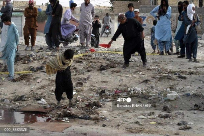 Pelo menos 52 pessoas morreram, segundo Abdul Rasheed Shahi, oficial distrital de saúde de Mastung. Ele disse que pelo menos mais 50 pessoas ficaram feridas. - (crédito: Banaras KHAN / AFP) Pelo menos 52 pessoas morreram, segundo Abdul Rasheed Shahi, oficial distrital de saúde de Mastung. Ele disse que pelo menos mais 50 pessoas ficaram feridas. - (crédito: Banaras KHAN / AFP)
