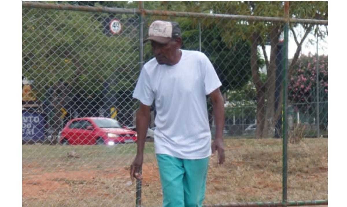 Aos 83 anos, idoso morto em faixa de pedestre dava aula de futebol para crianças