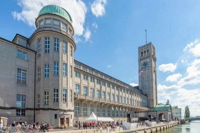 O homem, que era funcionário do Deutsches Museum em Munique - (crédito: Reprodução/Instagram) O homem, que era funcionário do Deutsches Museum em Munique - (crédito: Reprodução/Instagram)