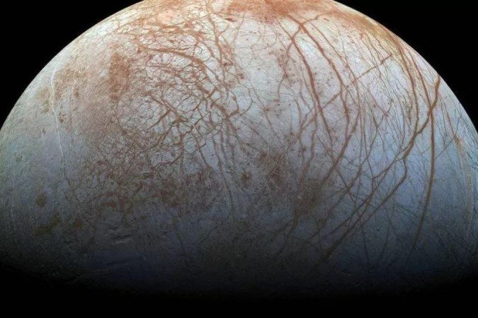 Europa, uma das luas geladas de Júpiter, é o lugar mais provável em nosso sistema solar para abrigar vida alienígena - (crédito: ESA (European Space Agency)) Europa, uma das luas geladas de Júpiter, é o lugar mais provável em nosso sistema solar para abrigar vida alienígena - (crédito: ESA (European Space Agency))