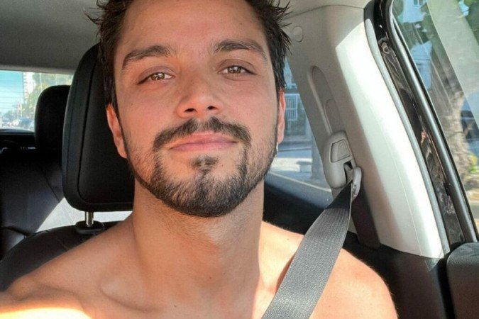 Globo toma decisão sobre Rodrigo Simas após polêmica com remake de ‘Renascer’ - (crédito: Reprodução/Instagram/ simasrodrigo) Globo toma decisão sobre Rodrigo Simas após polêmica com remake de ‘Renascer’ - (crédito: Reprodução/Instagram/ simasrodrigo)