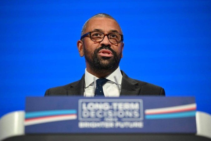 A viagem de Cleverly seria a primeira às Malvinas de um integrante do governo britânico desde 2016 -  (crédito: JUSTIN TALLIS / AFP)