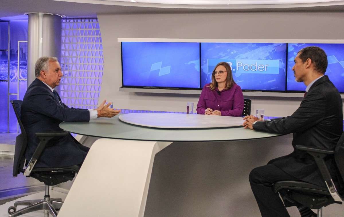 Izalci critica decisões recentes do STF: 