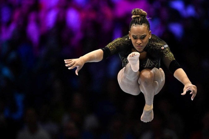 Rebeca Andrade se consolida como uma das principais atletas da ginástica no Mundial  2023 - Dibradoras