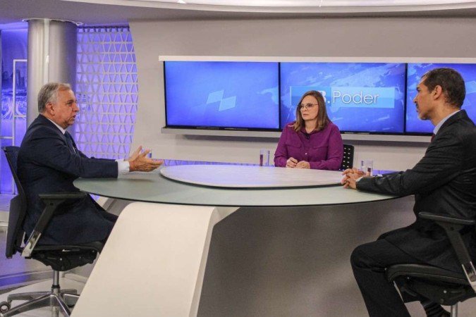 04/10/2023. Crédito: Kayo Magalhães/CB/D.A Press. Brasil. Brasilia - DF. CB.Poder entrevista o senador Izalci Lucas. Na bancada: Denise Rothenburg e Carlos Alexandre. - (crédito: Kayo Magalhães/CB/D.A Press) 04/10/2023. Crédito: Kayo Magalhães/CB/D.A Press. Brasil. Brasilia - DF. CB.Poder entrevista o senador Izalci Lucas. Na bancada: Denise Rothenburg e Carlos Alexandre. - (crédito: Kayo Magalhães/CB/D.A Press)