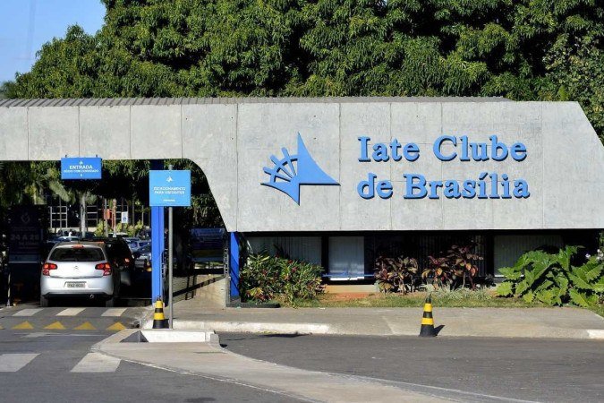 Nas eleições de hoje, além do comodoro, serão escolhidos também dois integrantes do conselho deliberativo do Iate Clube de Brasília - (crédito: Marcelo Ferreira/CB/D.A Press) Nas eleições de hoje, além do comodoro, serão escolhidos também dois integrantes do conselho deliberativo do Iate Clube de Brasília - (crédito: Marcelo Ferreira/CB/D.A Press)