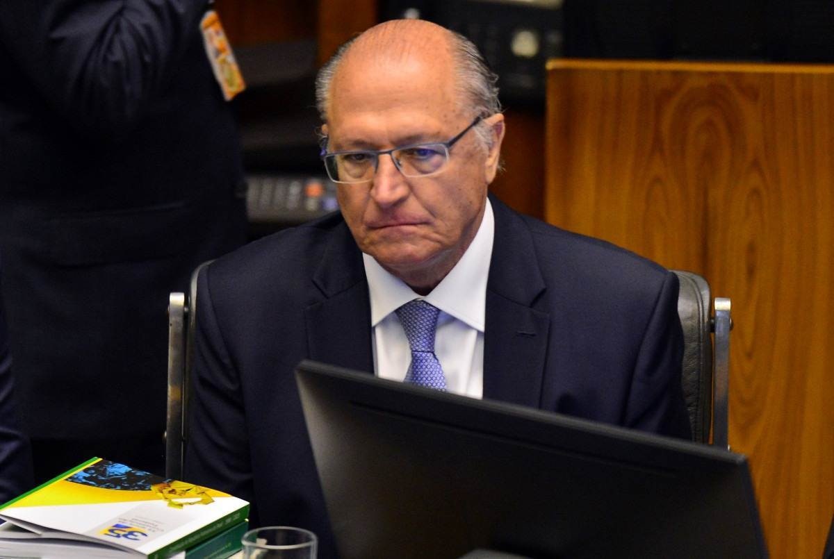 Alckmin critica nova alta da Selic: 