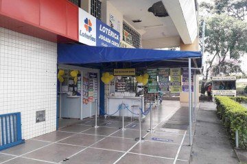 Um dos prêmios saiu para uma aposta feita na Lotérica Jogada Certa, na Asa Norte -  (crédito: Reprodução/Google Maps)