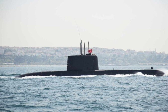 O submarino teria atingido uma corrente e âncora utilizada pela Marinha chinesa para capturar submarinos de potências rivais -  (crédito: Freepik/Reprodução)