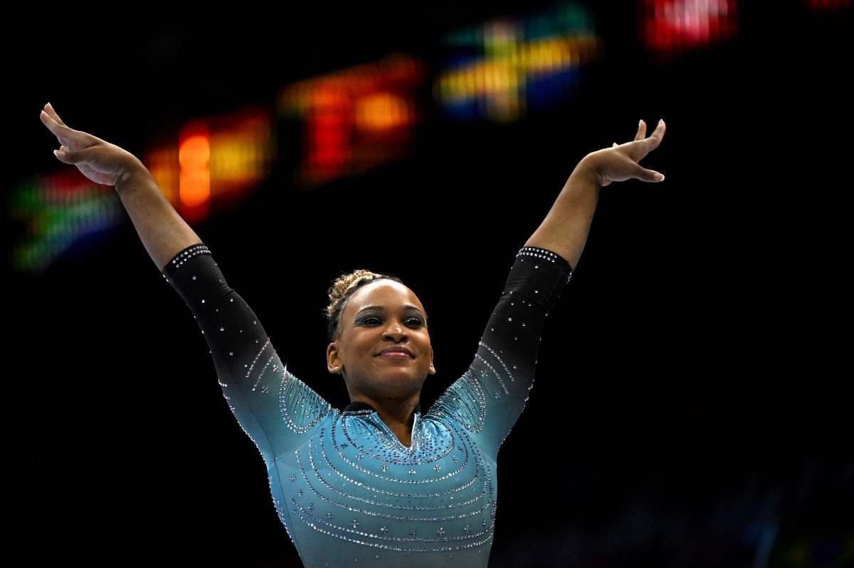 Rebeca Andrade lidera Brasil com grande presença no Pan de Santiago