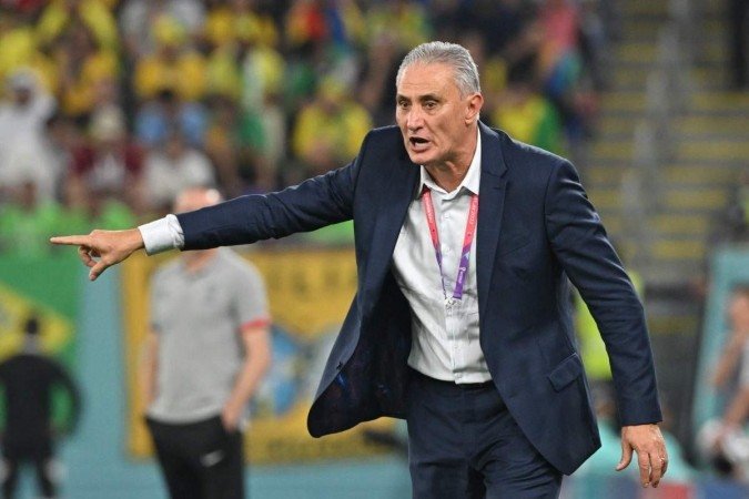 Tite acertou com o Flamengo e assinou contrato para ficar no Ninho do Urubu até o fim de 2024 - (crédito: Nelson Almeida/AFP) Tite acertou com o Flamengo e assinou contrato para ficar no Ninho do Urubu até o fim de 2024 - (crédito: Nelson Almeida/AFP)