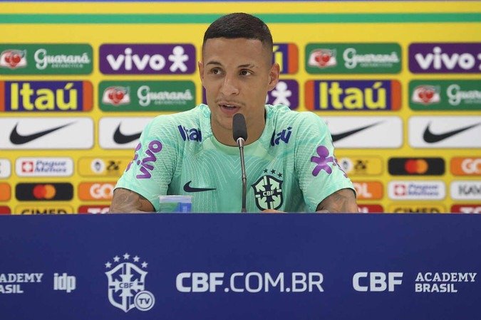 Guilherme Arana se apresentou nesta segunda-feira, em Cuiabá, e deu entrevista coletiva na Arena Pantanal - (crédito: Jogada10) Guilherme Arana se apresentou nesta segunda-feira, em Cuiabá, e deu entrevista coletiva na Arena Pantanal - (crédito: Jogada10)