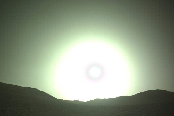 Perseverance tira foto de Marte com céu azulado durante pôr do Sol
- (crédito: NASA/JPL-Caltech / Canaltech) Perseverance tira foto de Marte com céu azulado durante pôr do Sol
- (crédito: NASA/JPL-Caltech / Canaltech)