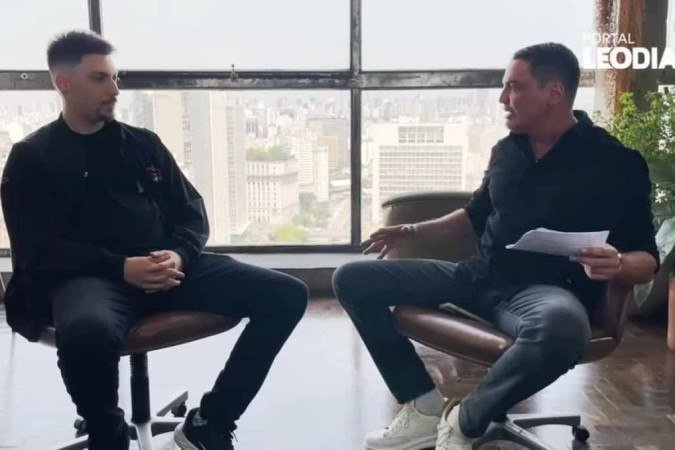 Renan Bolsonaro abriu o coração sobre suposto relacionamento com seu ex-assessor - (crédito: Reprodução Youtube ) Renan Bolsonaro abriu o coração sobre suposto relacionamento com seu ex-assessor - (crédito: Reprodução Youtube )