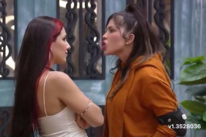 Alícia X e Nadja Pessoa discutiram mais uma vez, na noite deste domingo (8) - (crédito: Reprodução PlayPlus) Alícia X e Nadja Pessoa discutiram mais uma vez, na noite deste domingo (8) - (crédito: Reprodução PlayPlus)