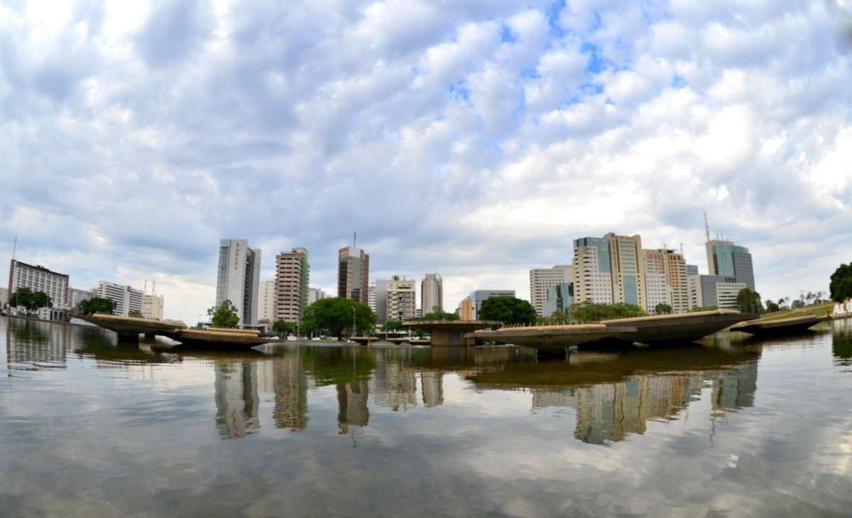 Tempo no DF: semana começa com máxima de 32°C e chances de chuvas