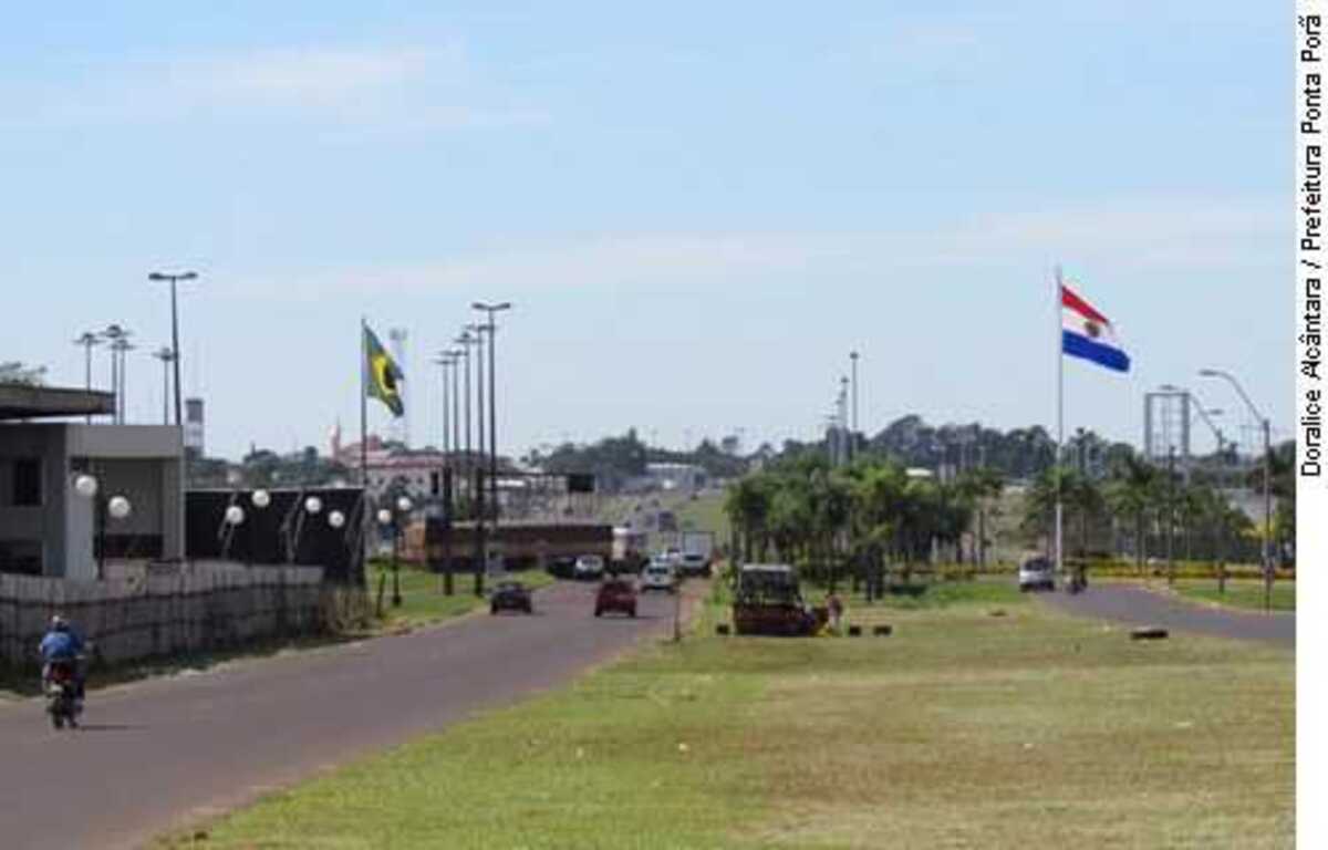 Chacina deixa 4 mortos na fronteira com Paraguai 