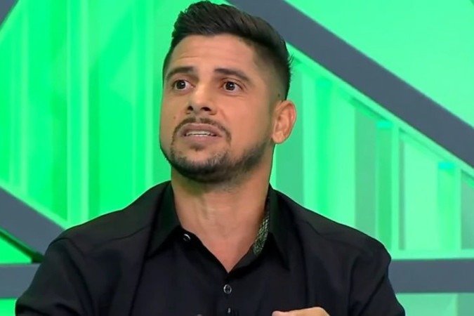 Cicinho garantiu que o Flamengo não vai vencer nem o Carioca - (crédito: Reprodução/SBT) Cicinho garantiu que o Flamengo não vai vencer nem o Carioca - (crédito: Reprodução/SBT)