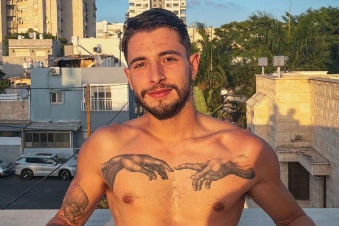 Ranani Nidejelski Glazer, de 23 anos, estava em festa rave atacada pelo Hamas no fim de semana - (crédito: Reprodução/Instagram) Ranani Nidejelski Glazer, de 23 anos, estava em festa rave atacada pelo Hamas no fim de semana - (crédito: Reprodução/Instagram)