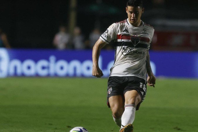 James ainda não conseguiu engrenar no São Paulo  -  (crédito: Rubens Chiri/saopaulofc.net)