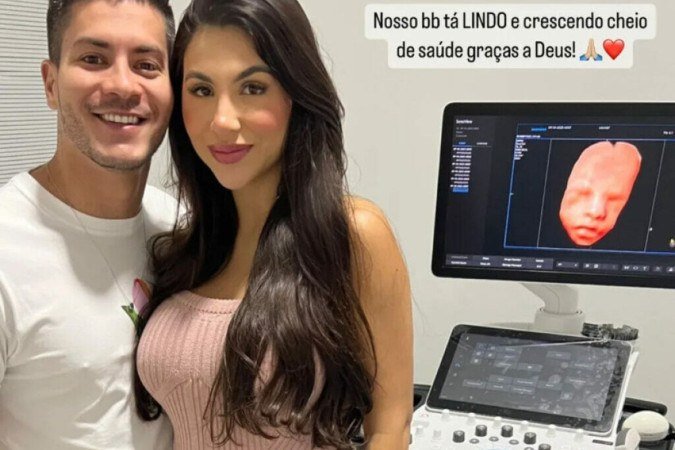 Nas redes sociais, a influenciadora expressou sua empolgação, enquanto o ator afirmou que o bebê está saudável e belo -  (crédito: Reprodu&ccedil;&atilde;o/ Instagram)