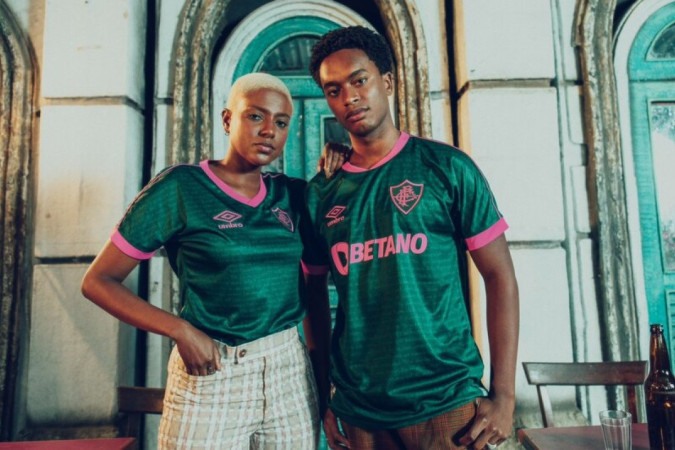 Fluminense lança novo uniforme em homenagem ao Cartola -  (crédito: Divulgação/Umbro/Fluminense FC)